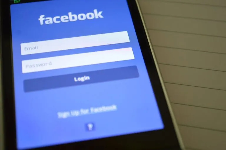 E’ ancora opportuno mantenere il profilo Facebook?