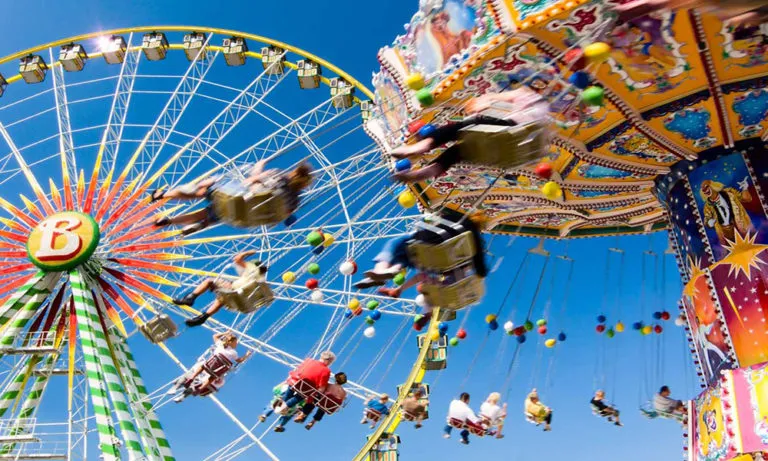 5 parchi divertimento per tutta la famiglia