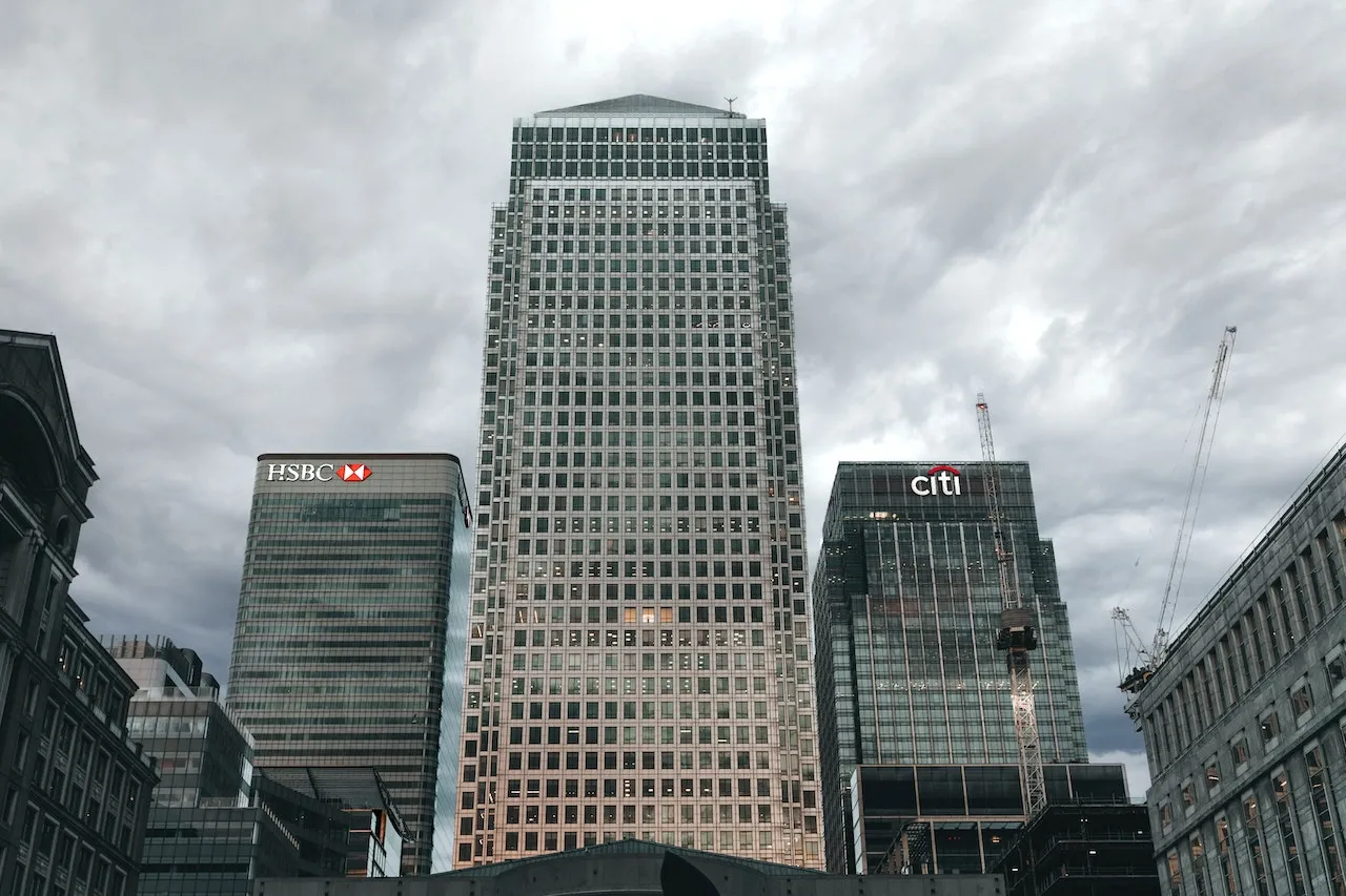 Progetto di fusione tra Credit Suisse e UBS per rafforzare la stabilità finanziaria