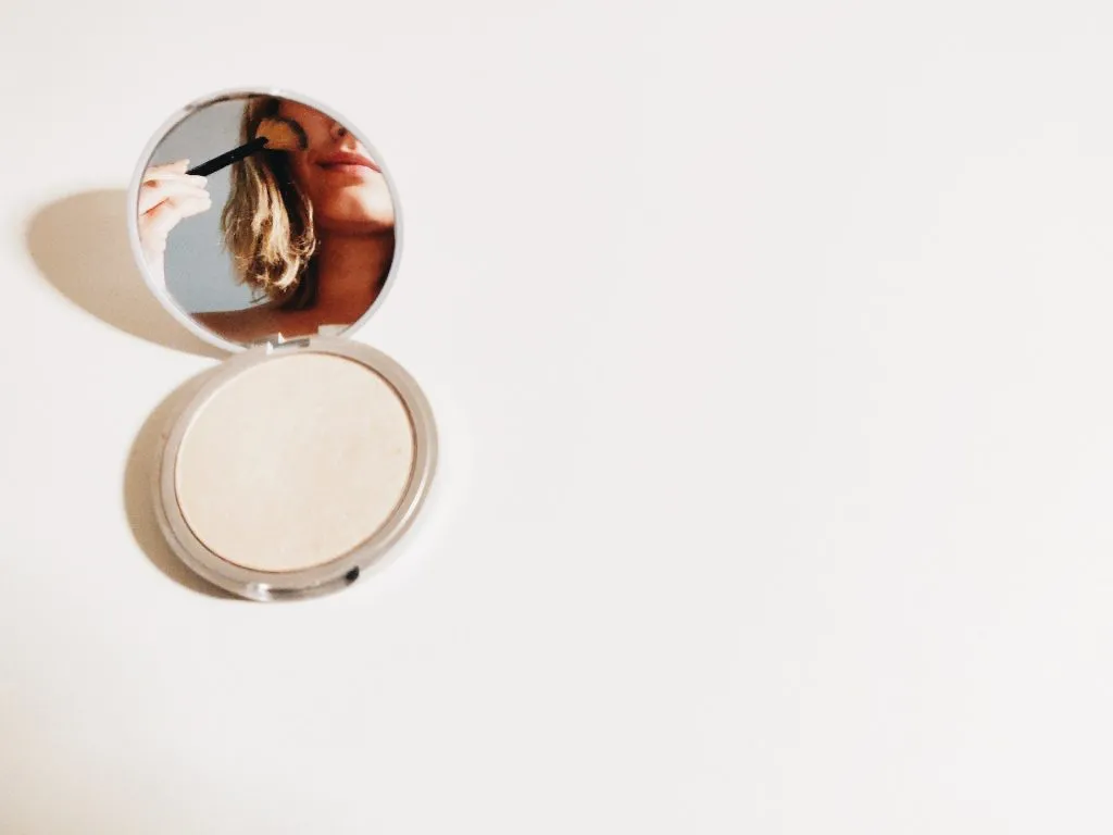 Violette, intervista con Vanity Fair: i segreti della regina del trucco chic
