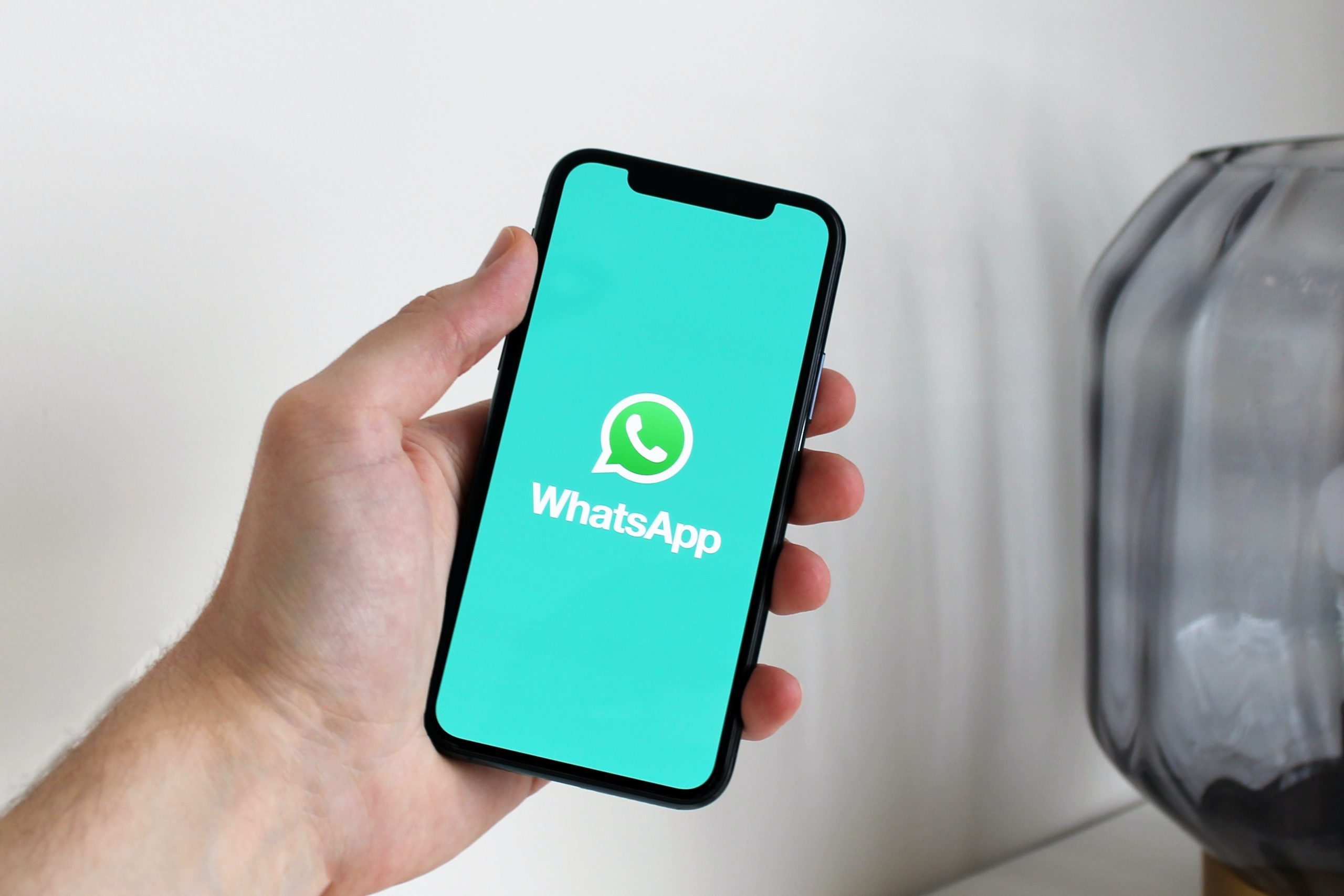 non riesco a installare whatsapp: come rimediare