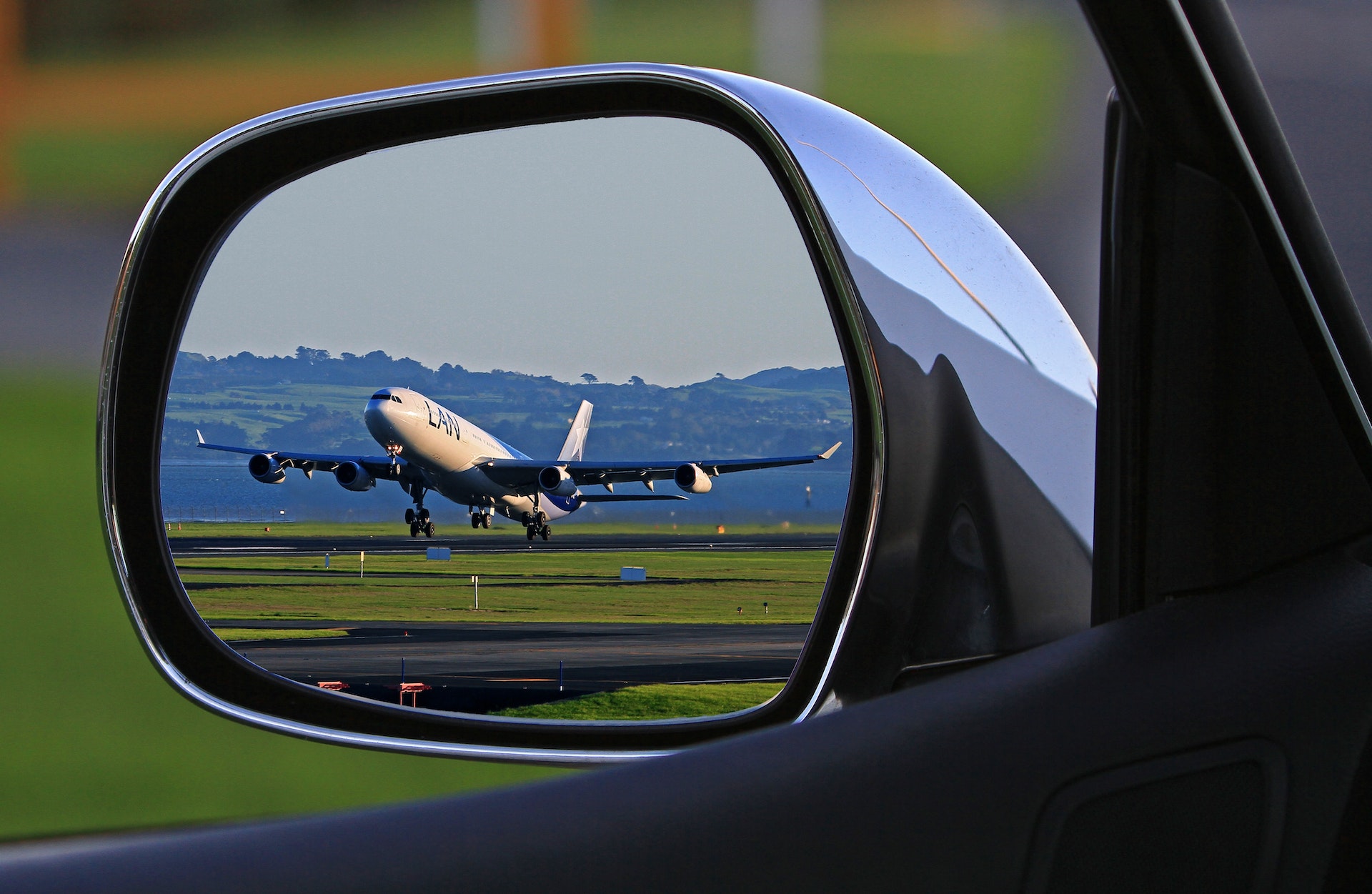 Alcuni semplici consigli per rendere l'autonoleggio in aeroporto il più conveniente possibile, così da godersi al meglio la propria vacanza.