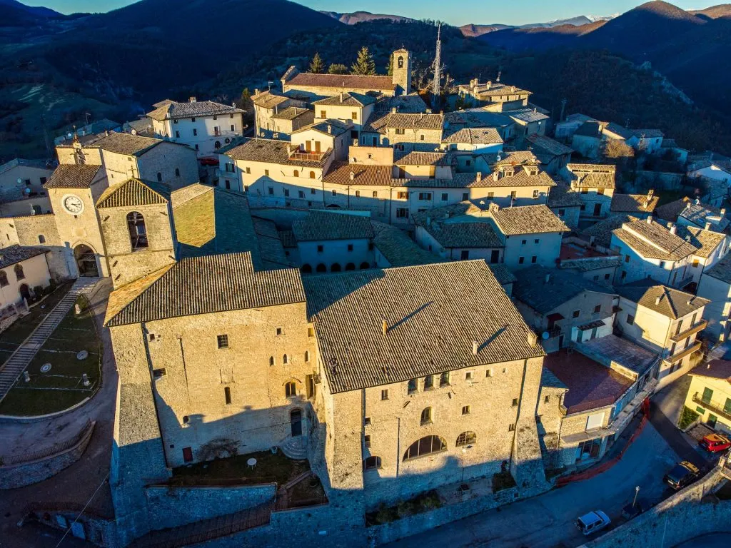 Festa in Umbria: Infiorate a Spello e il Quattrocento a Perugia