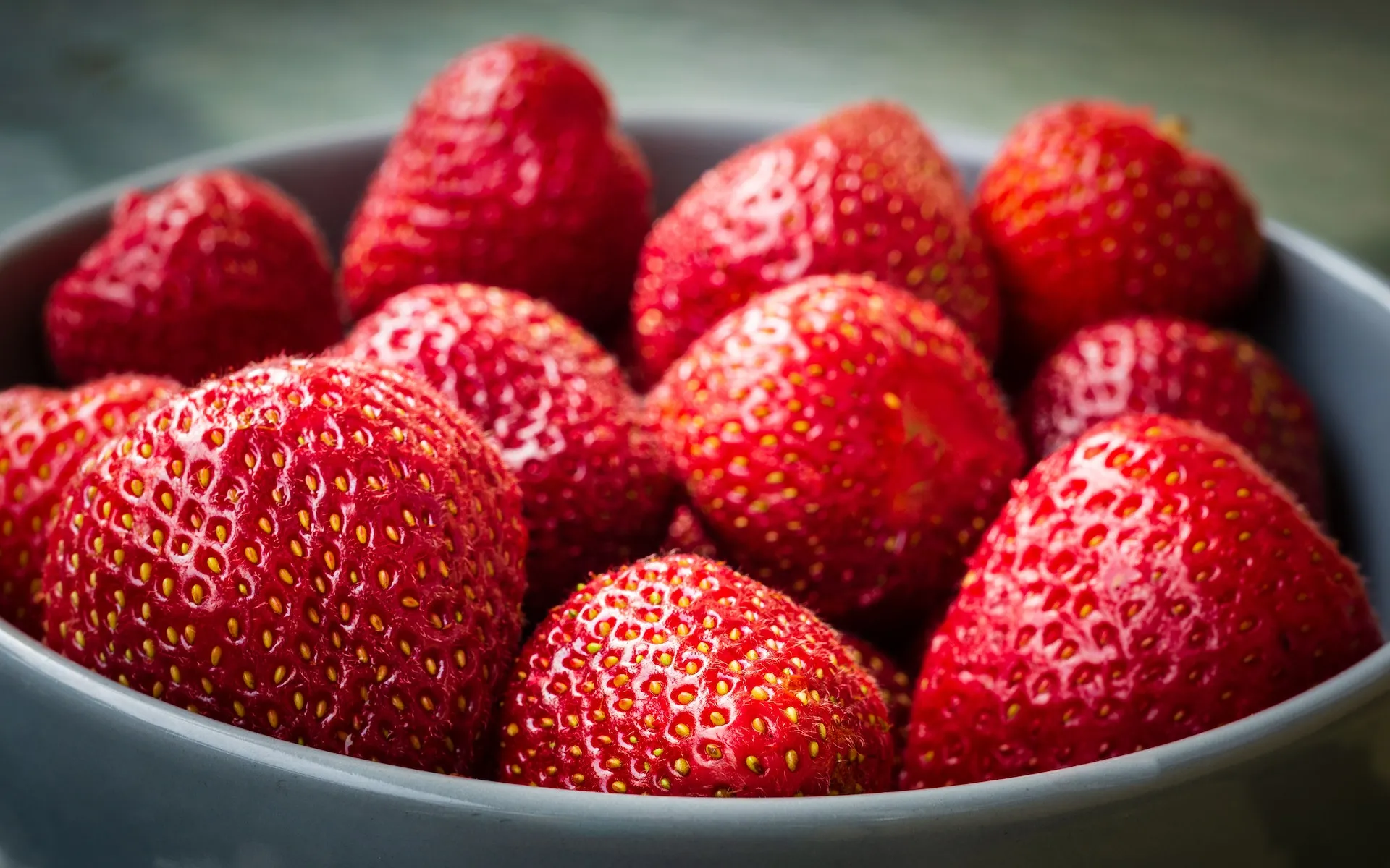Fragole sempre più grandi: quali sono i motivi