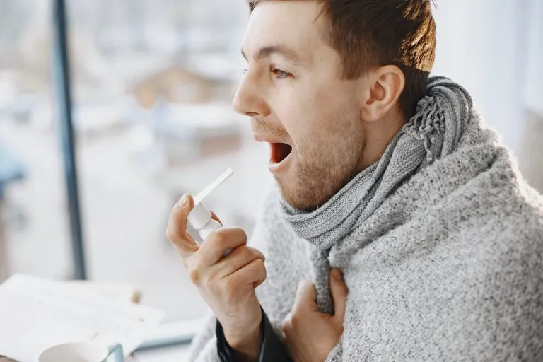 Mal di gola: quanto dura e quando rivolgersi al medico