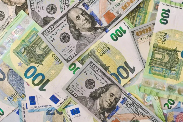 Roma, anziana truffata dal “direttore delle poste” per 1 milione di euro
