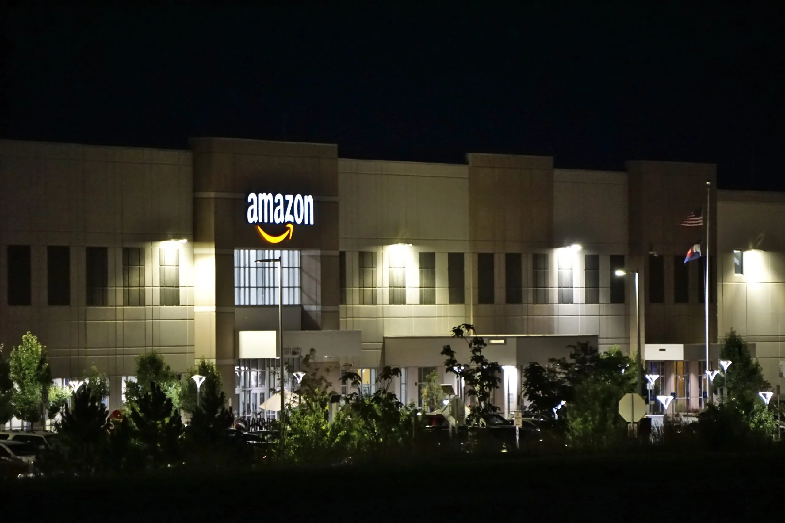 Inizia lo sciopero dei dipendenti Amazon in Lombardia