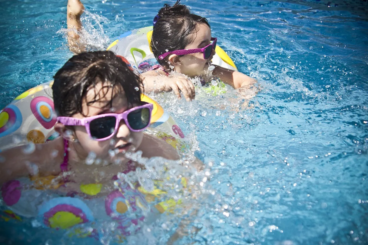 Pericoli delle infezioni in piscina e come prevenire tali rischi