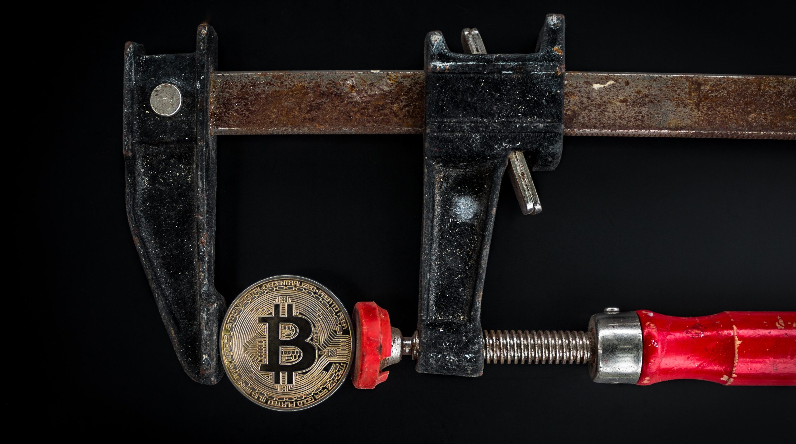 Macchina di criptovalute rubata a Roma