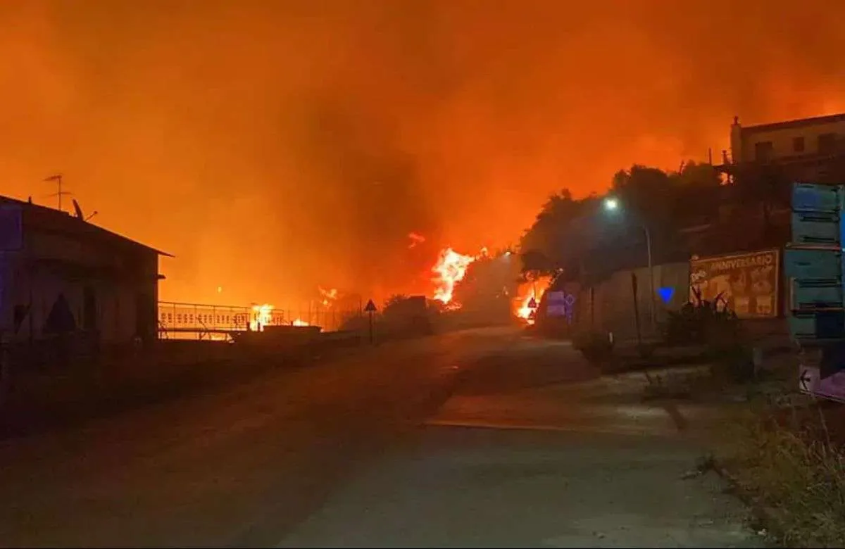 Il grave caso degli incendi in Sicilia