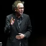 Tim Burton critica la Warner e la Disney: “Sono come le intelligenze artificiali”