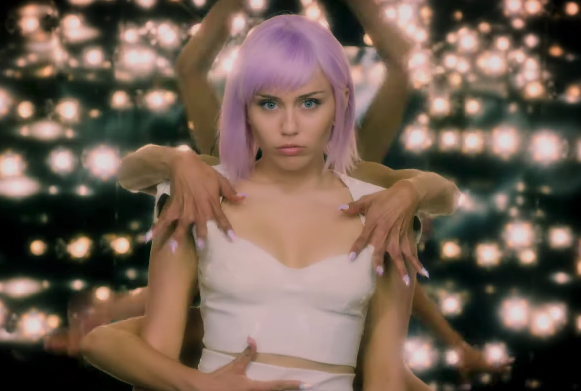 Miley Cyrus, cantante ed interprete di Black Mirror