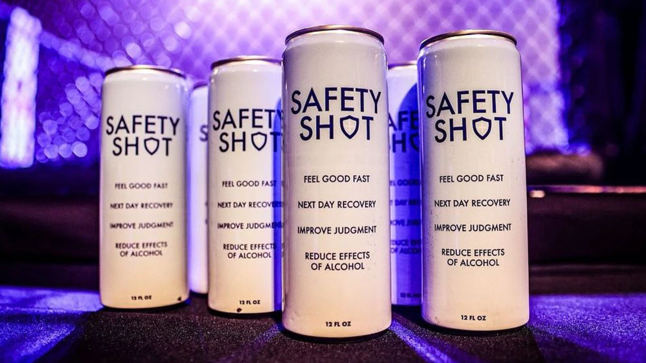 La bevanda che cancella l'alcol: Safety Shot